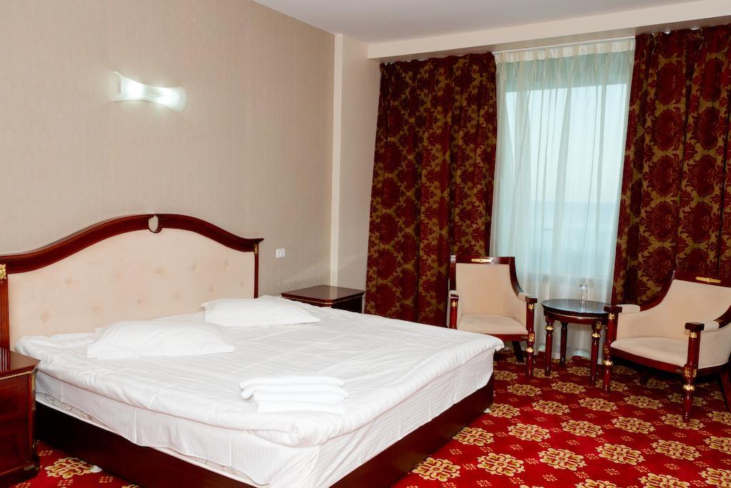 Complex Aristrocratos Otel Mamaia Oda fotoğraf