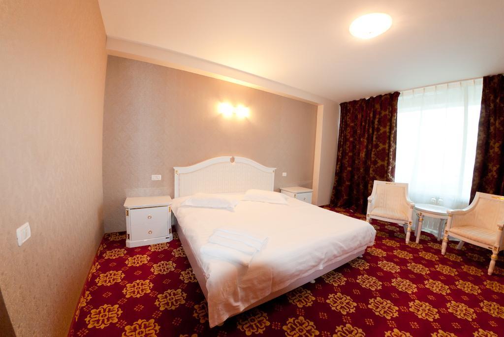 Complex Aristrocratos Otel Mamaia Dış mekan fotoğraf