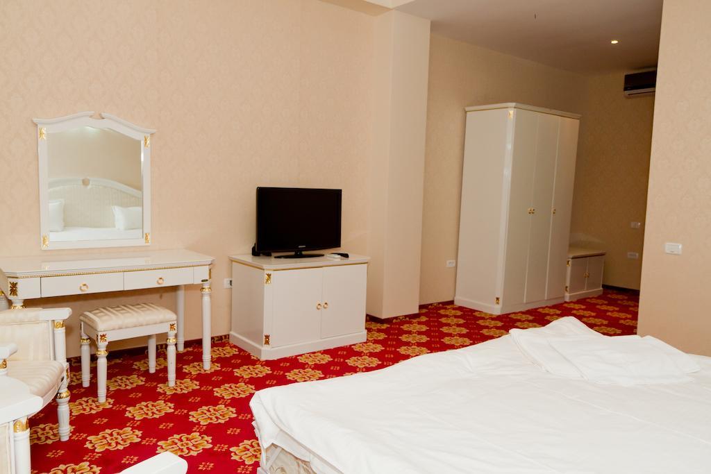 Complex Aristrocratos Otel Mamaia Dış mekan fotoğraf