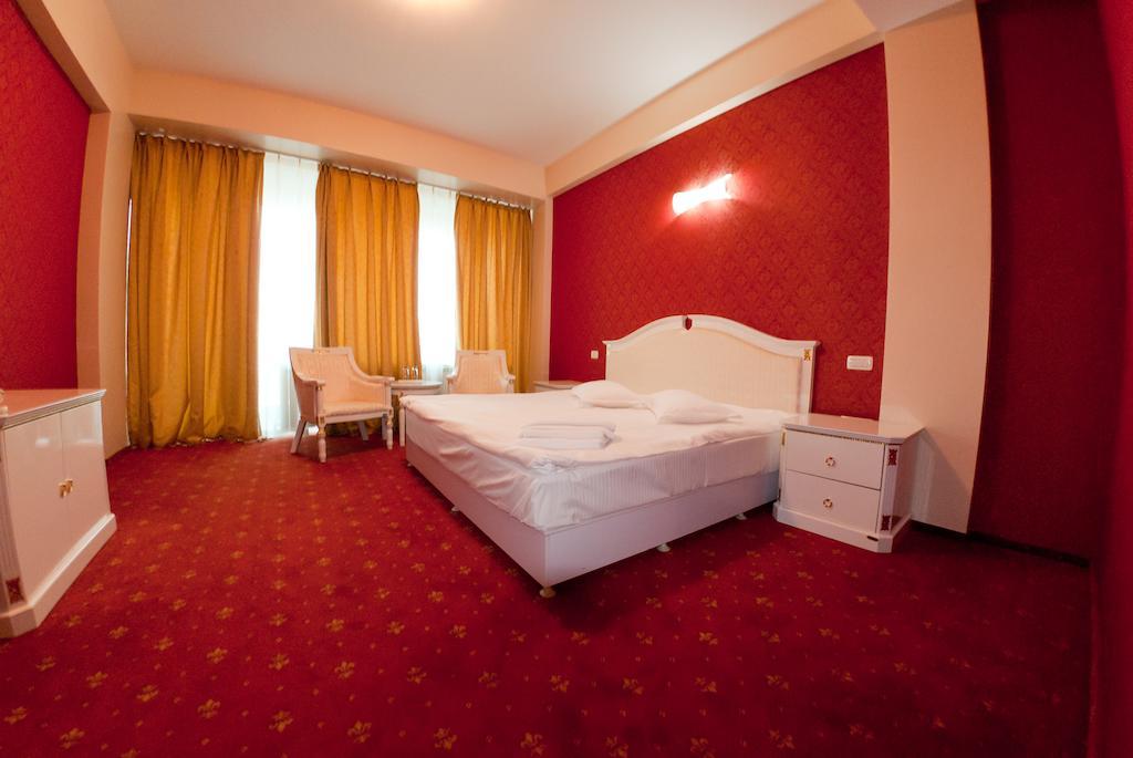 Complex Aristrocratos Otel Mamaia Oda fotoğraf
