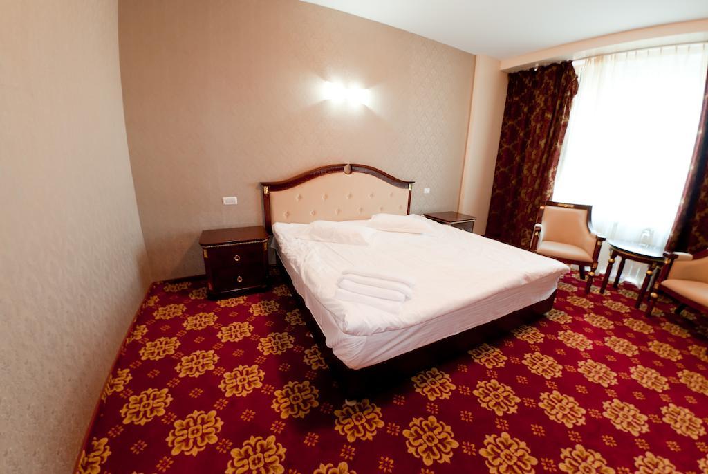 Complex Aristrocratos Otel Mamaia Oda fotoğraf