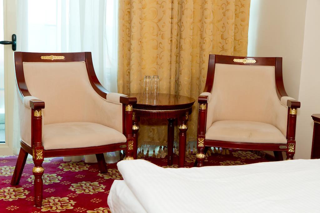 Complex Aristrocratos Otel Mamaia Dış mekan fotoğraf