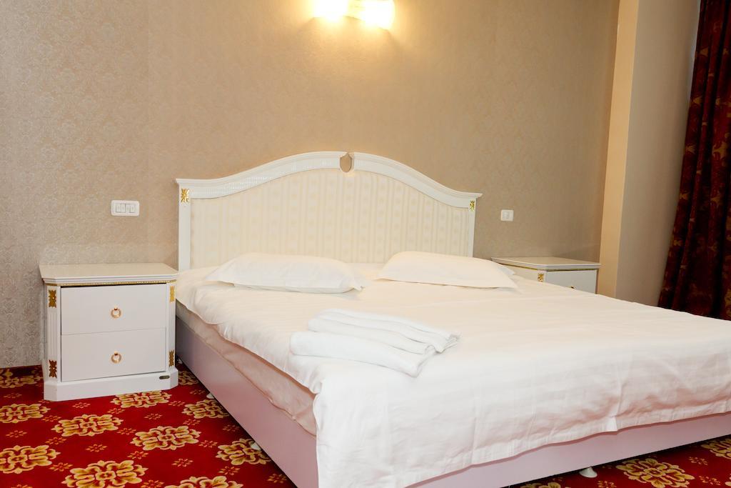 Complex Aristrocratos Otel Mamaia Dış mekan fotoğraf